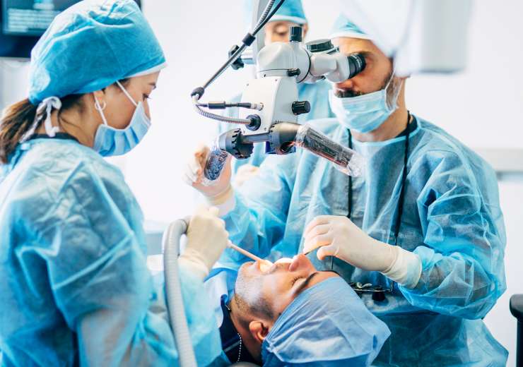 Chirurgie dento-alveolară